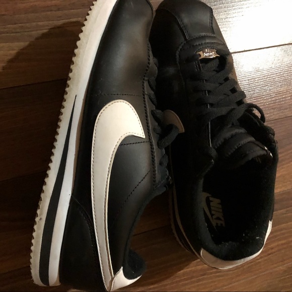 NIKE CORTEZ